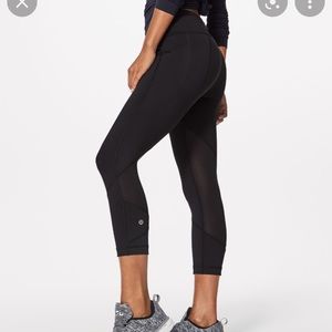 Lululemon Pace Rival High-Rise Crop 22” black size 2 gently worn